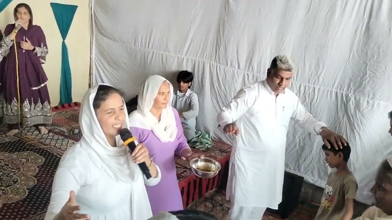 New Life Jesus Ministry worship by sister Monika 🙏