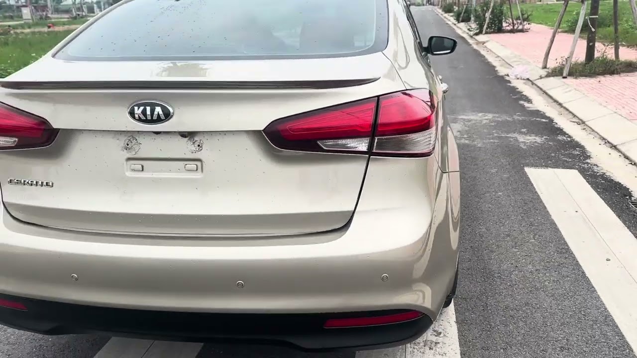 Cerato 2016 mt 1.6 máy zin ko taxi dịch vụ cửa tiền hơn 200 tr ae về chạy quá oki .lh:0335551588