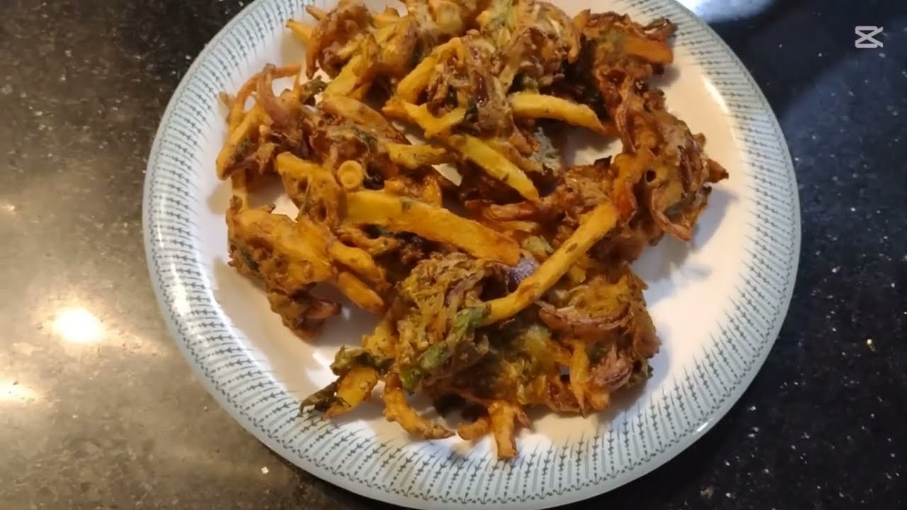 Crispy Mix Vegetable Pakora recipe by Cuisine and Creative World 