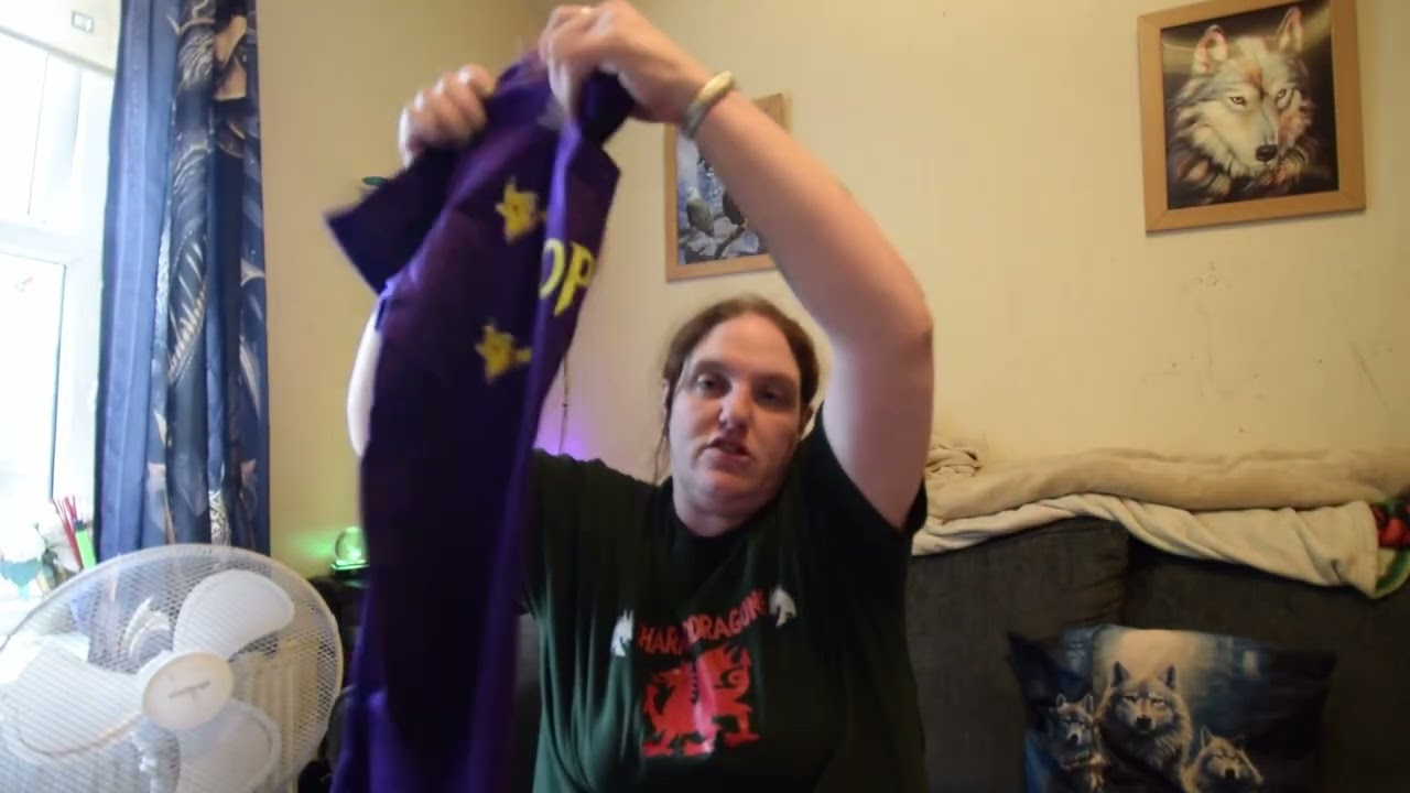 Opening Pimp my Shirt, Etzy, Ebay & Avon Orders