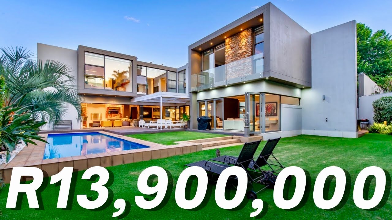 Touring MODERN CONTEMPORARY DREAM HOME in Bedfordview