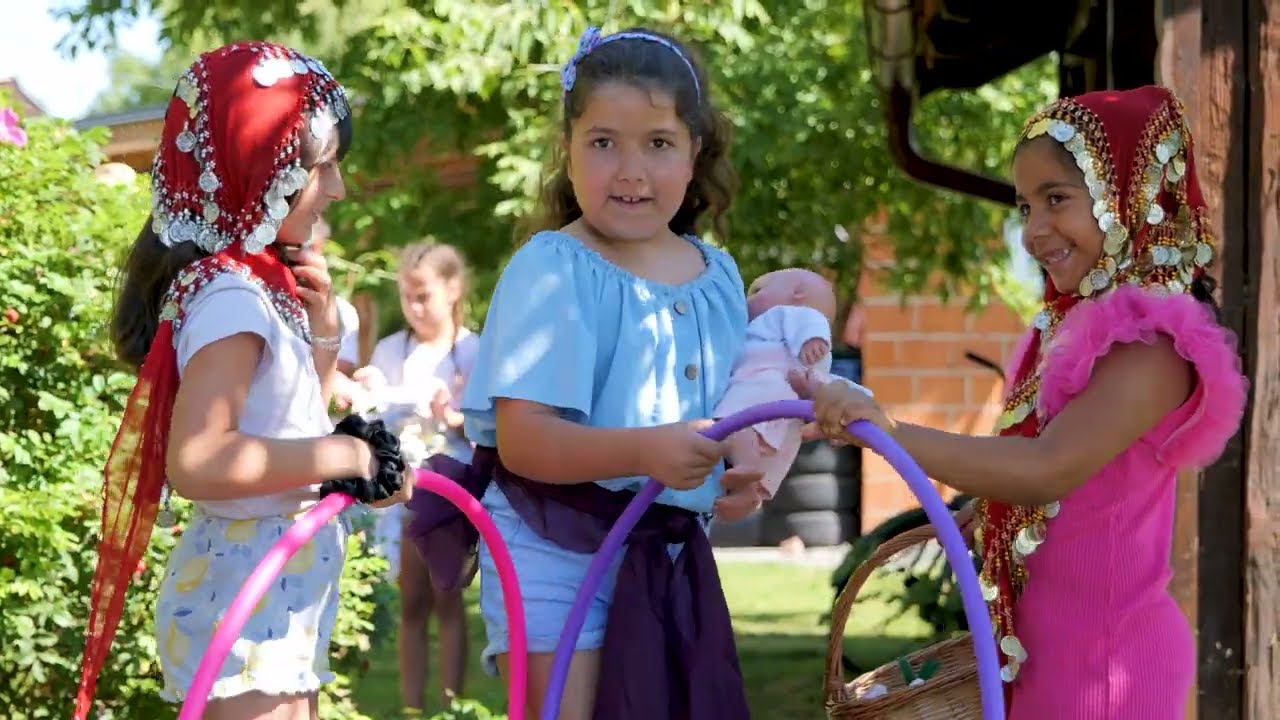 Romski gledališki studio 2025, Kamenci