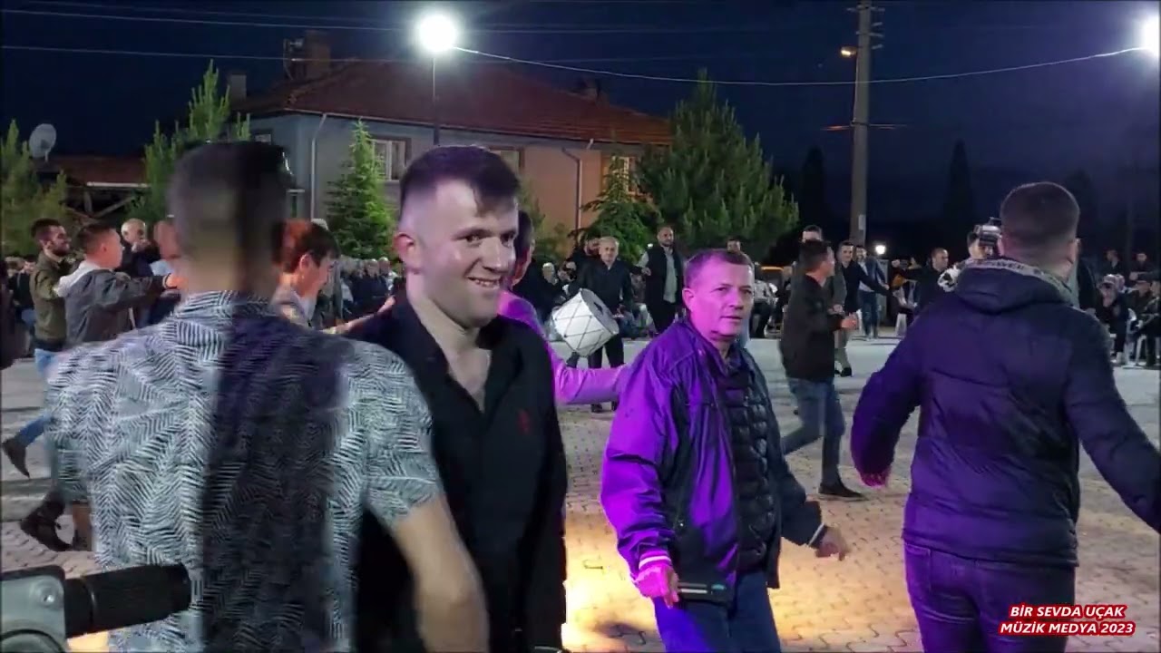 İsmail Ercek Oturmuşlar Herekenin Ağaları Ah imana gelA sevdiğim imana Sinan oğlu Çiçekdağı Kenar02