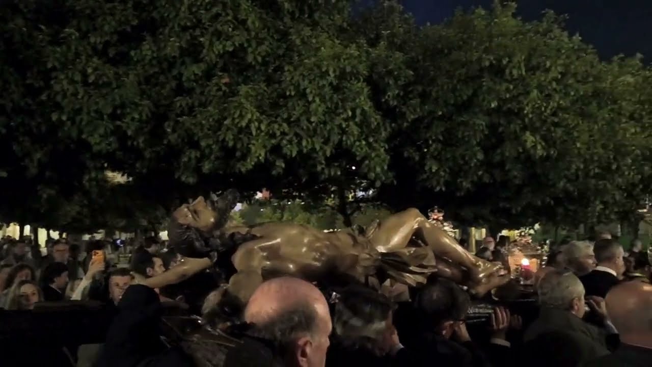 Vía-Crucis del Cristo de las Misericordias de Santa Cruz. Sevilla, 2026.