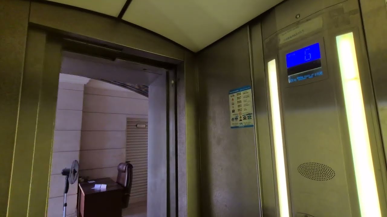 Otis 2000 VF Lifts - Al Naba'a, Sharjah, UAE