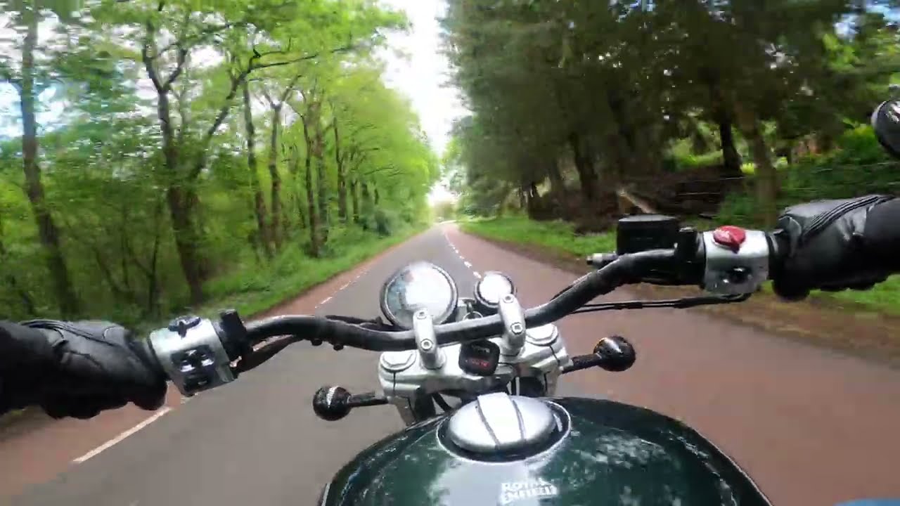 Blowing off a little steam on a Super Meteor 'Astral Green' | Not just made for easy riding😏