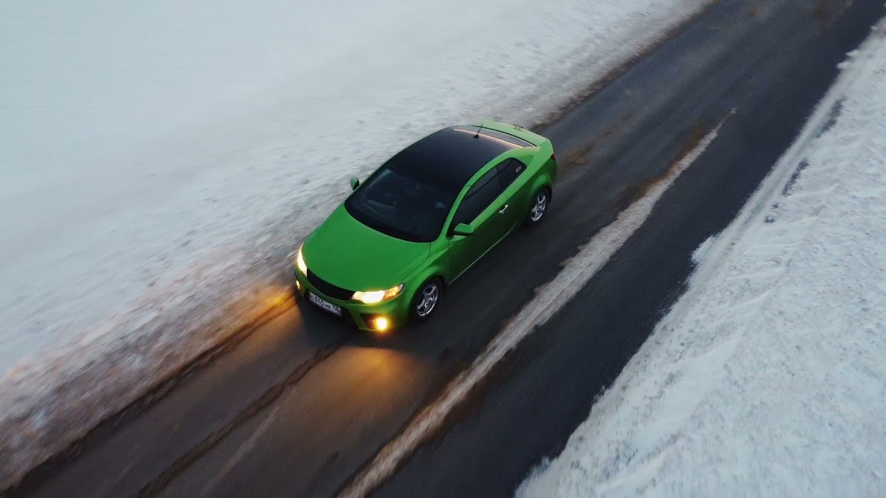 Kia Cerato koup съемка с квадрокоптера