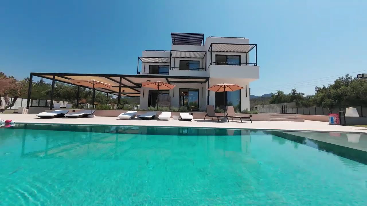 Luxury Villa close to the sea | Wave Villa, Almyros, Corfu – €4.4M