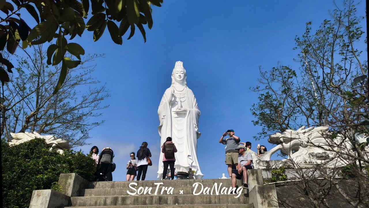 Visiting Son Tr&agrave; Lady Buddha 