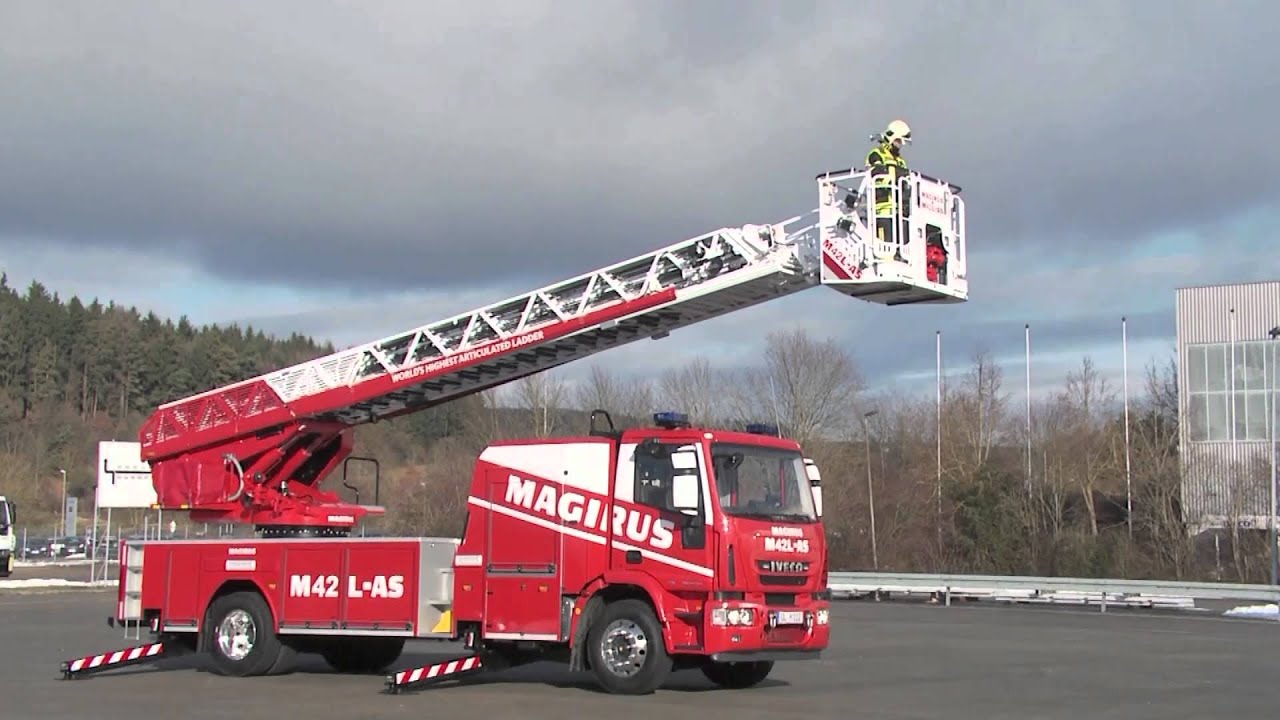 Magirus Single Extension Escada Girat&oacute;ria Articulada