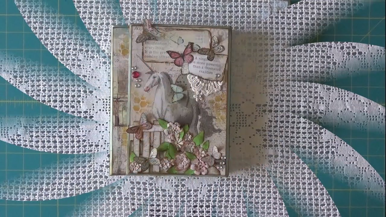Album scrapbooking  Wonderland Stamperia