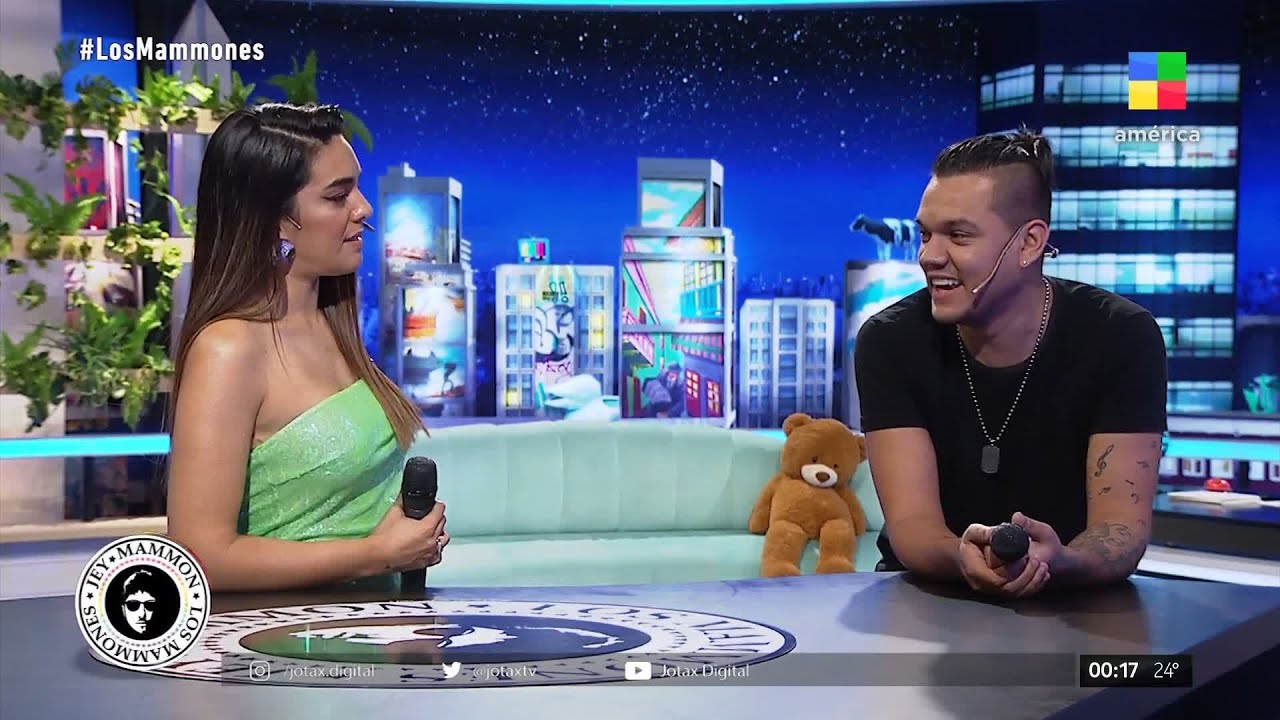 Ángela Leiva y Brian Lanzelotta en Los Mammones