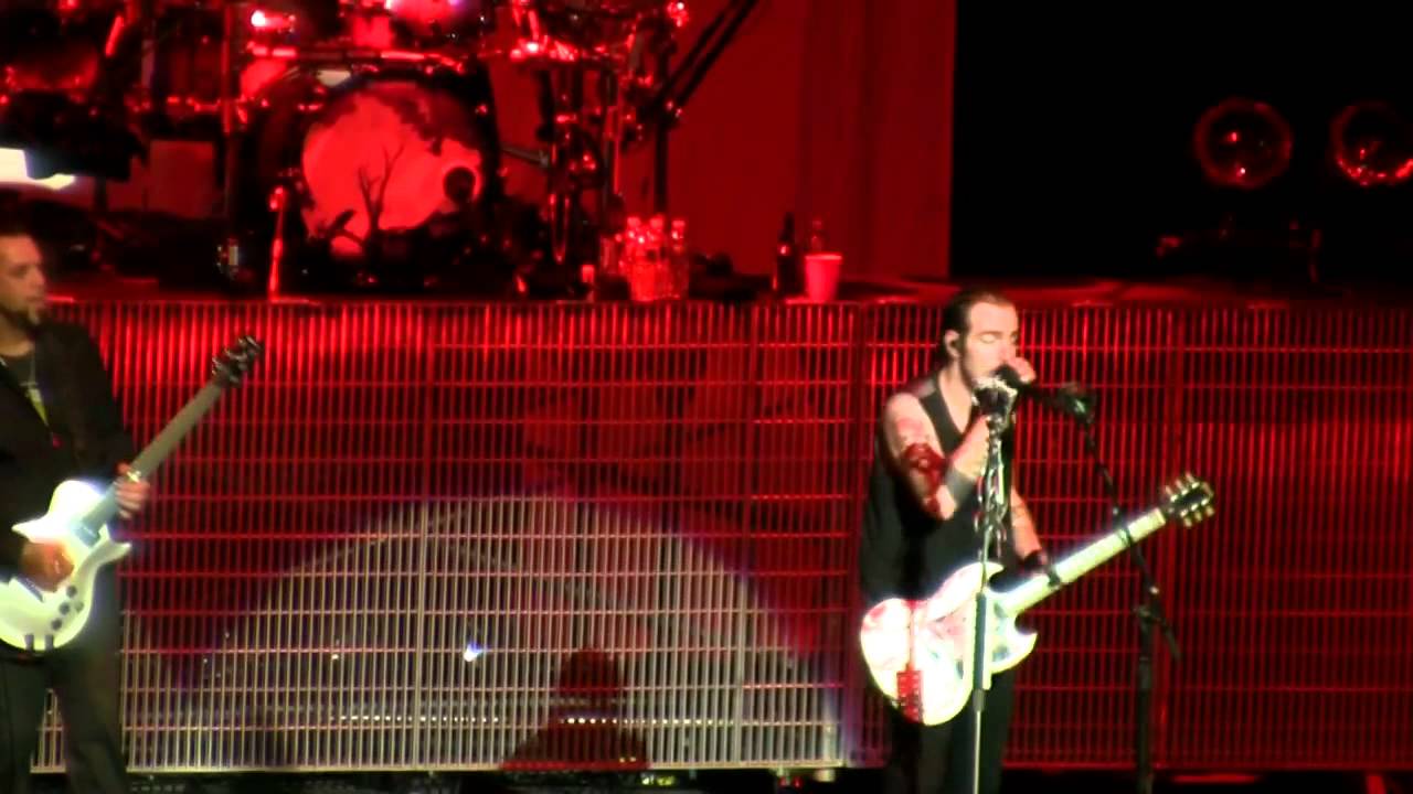Three Days Grace - Hate Everything - Live Mansfield, MA (August 30th, 2011) Uproar Festival