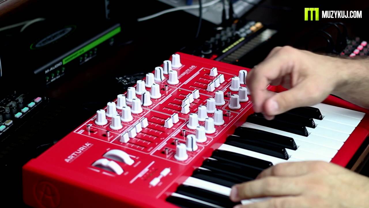 arturia microbrute red korg sq 1 CV/ Gate, Filter