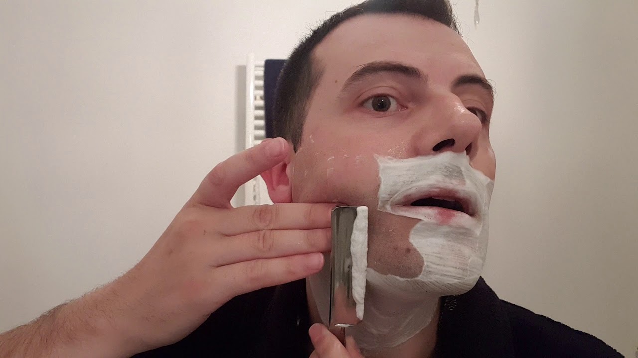 Straight Razor vs Safety Razor