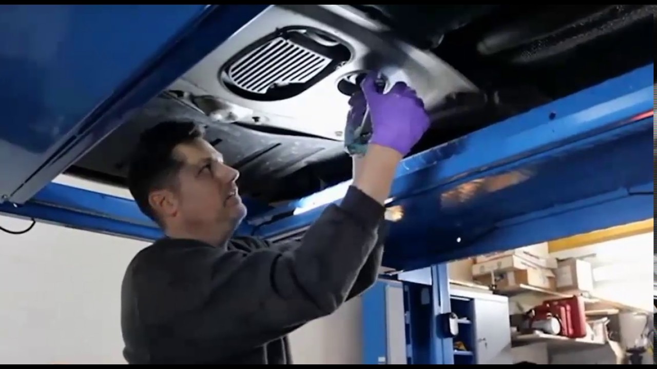 M5 F10 oil change ...detailed