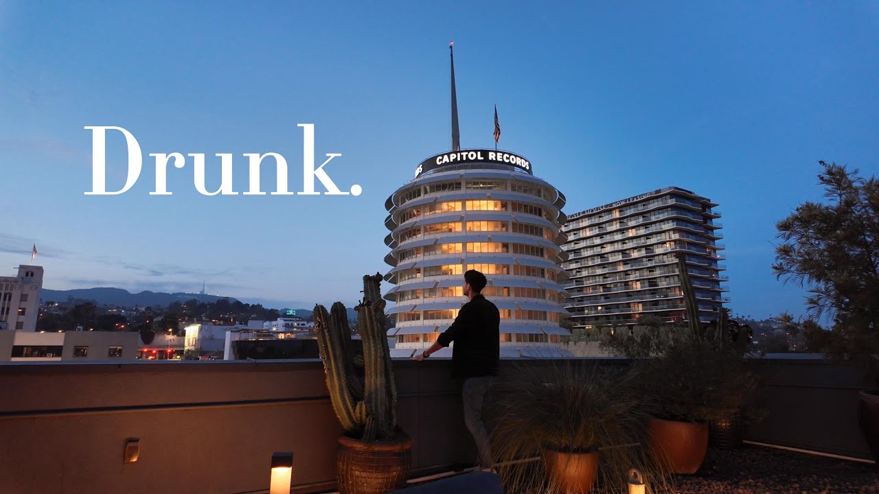 Reviewing Happy Hour at some of Hollywoods quirkiest bars!