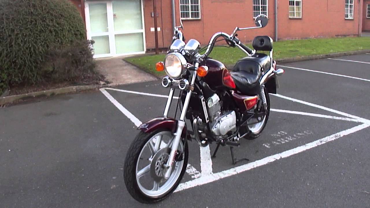 2001 HYOSUNG CRUISE II 125 VGC LEARNER LEGAL MOTORBIKE OIL COOLED NEW MOT & TAX