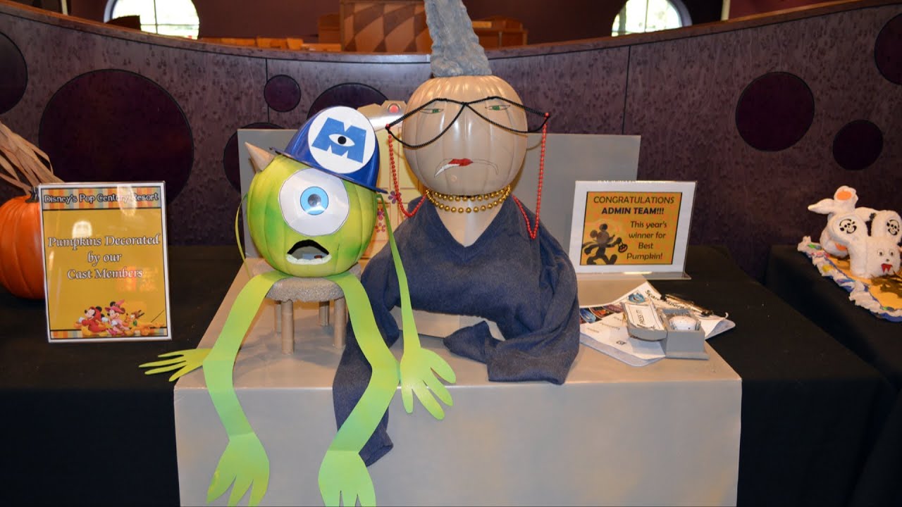 Halloween Pumpkin Display at Disney's Pop Century Resort w/ Mike Wazowski, Roz, Duffy, Hades