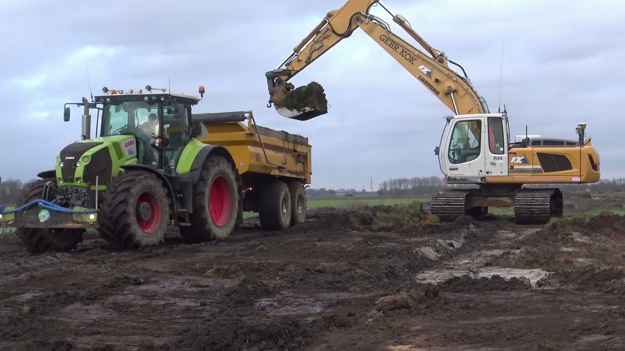 GROND DUMPEREN MET EEN FENDT 826 VARIO  CLAAS AXION 850  LIEBHERR 906