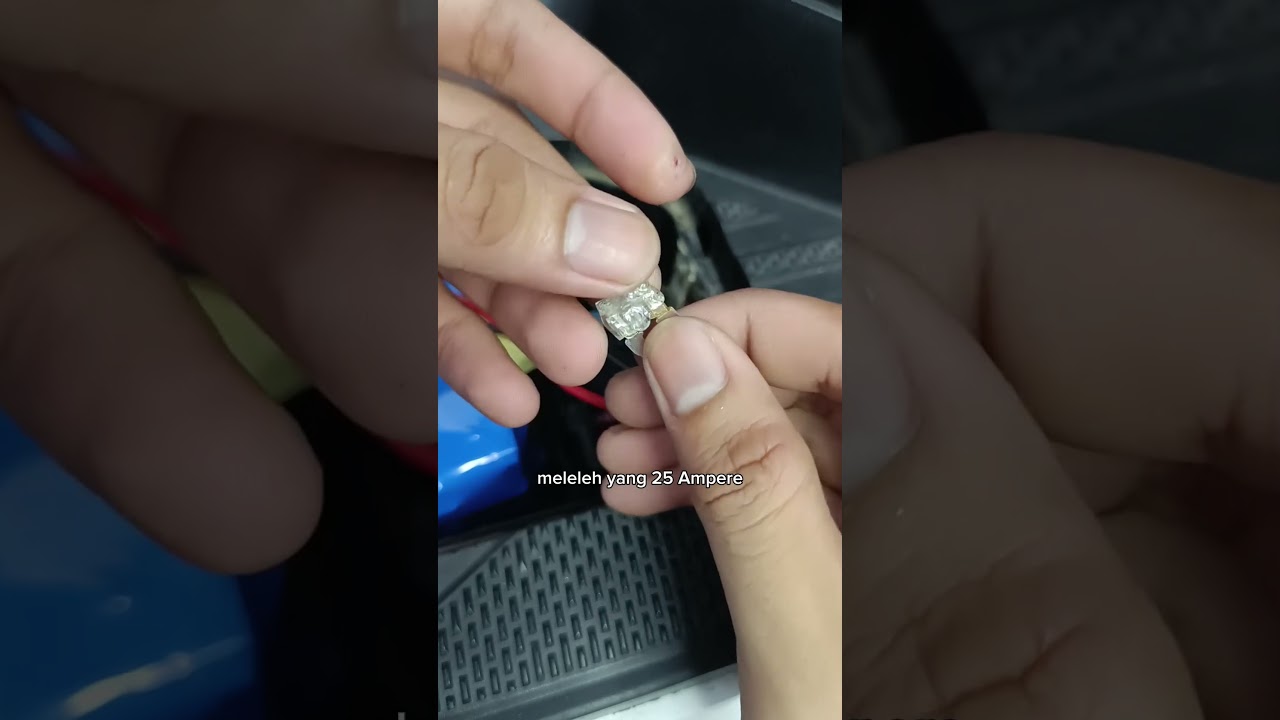 repair a broken motorbike fuse? #vario #fuse