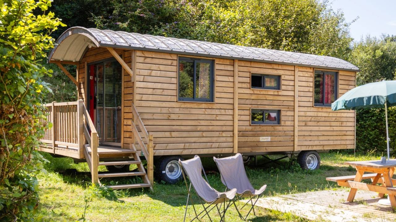 Glamping The Rowan Retreat Shepherd’s Huts Fall In Love With Its | Living Design Tiny House