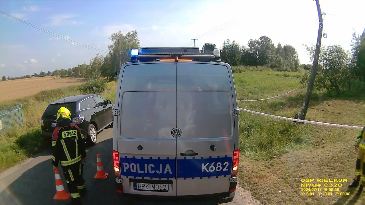 [REJESTRATOR112/odc.53] KIEŁKÓW – WYPADEK SAMOCHODU OSOBOWEGO