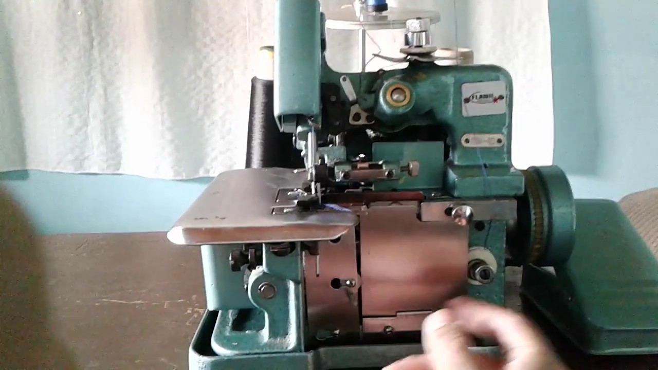 Maquina Overloque  Flawil