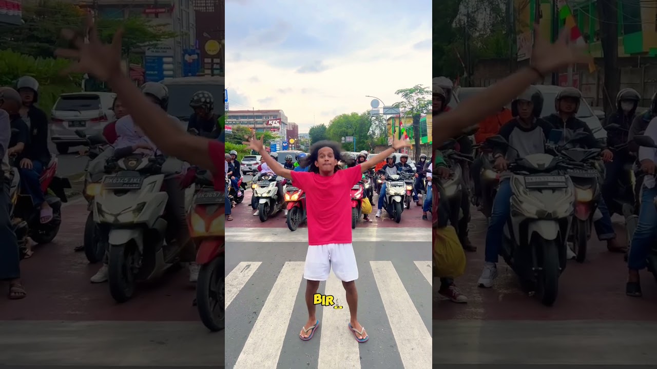 abang centang biru mau lewat #ngeshortsbareng #dimedanaja #medankali
