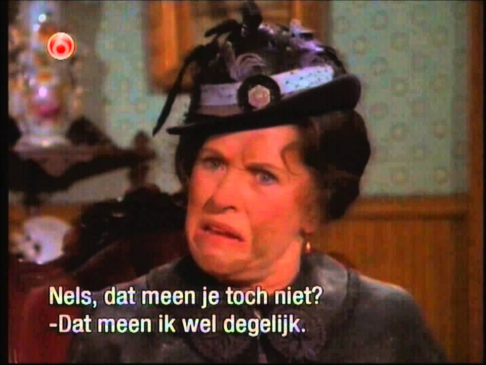 Harriet is listening to the telephone and gambling all her money, last piece, 21-12-12
