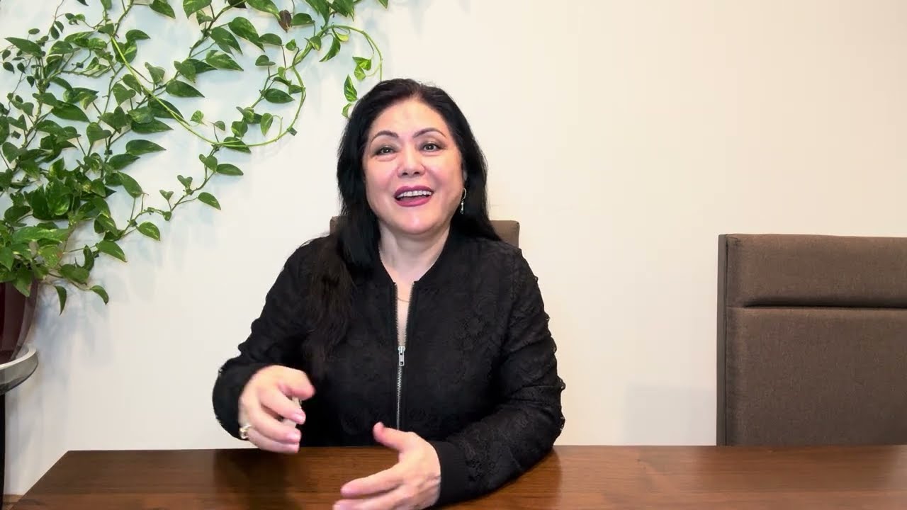 داستان زندگی زن افغان از امریکا ، نیم از عمرم را در امریکا باشوهری بد اخلاق گذراندم ولی نشد بسازم 😏