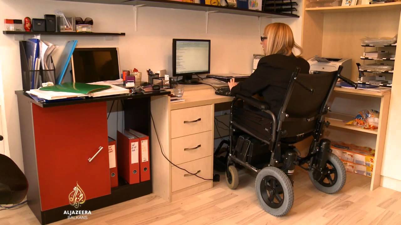 VE: Potrebno unaprijediti prava osoba sa invaliditetom u Srbiji