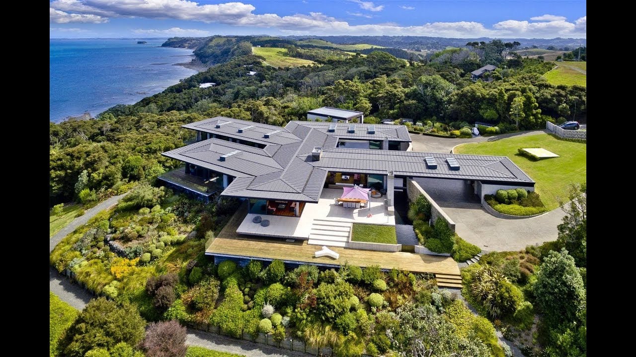 Majestic Cliff-Top Estate in Auckland, New Zealand | Sotheby's International Realty