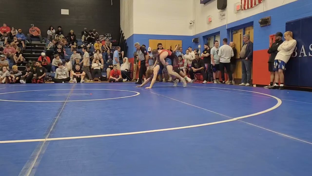 Big Junior's Insane upset #wrestling 