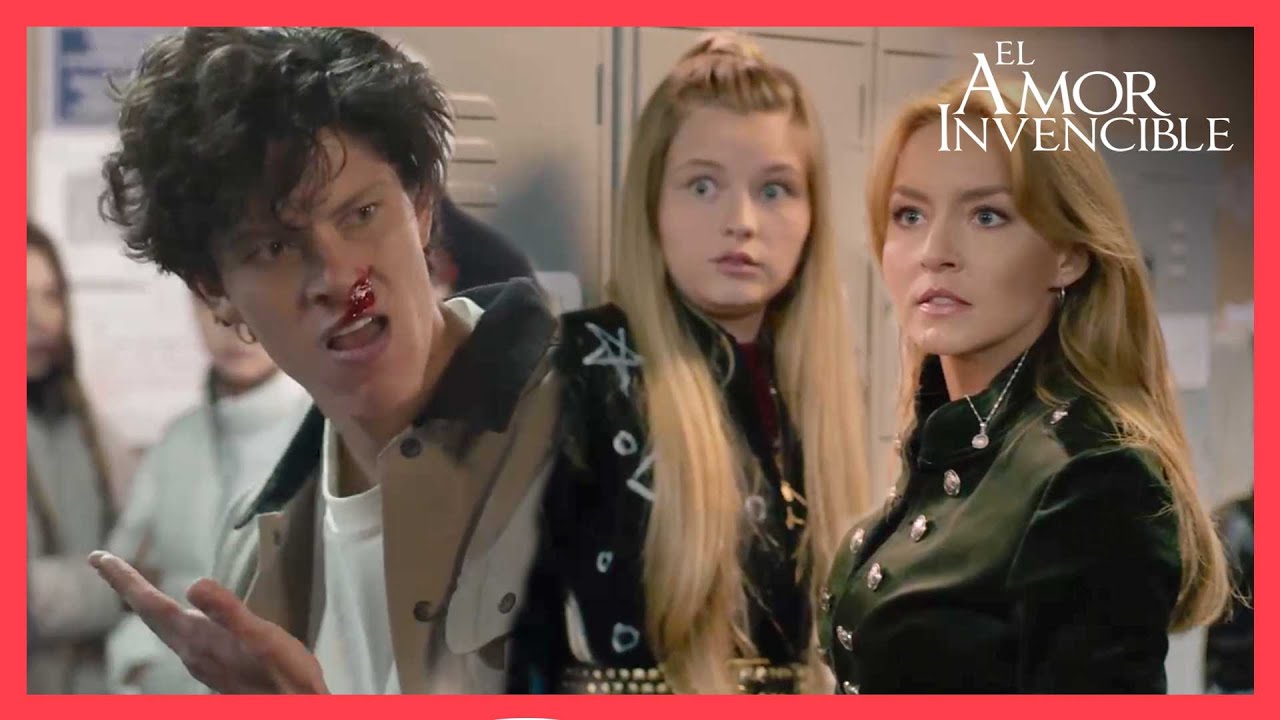 Leona defiende a Ana Julia del hostigamiento de unos jóvenes | El amor invencible 5/5 | C-20