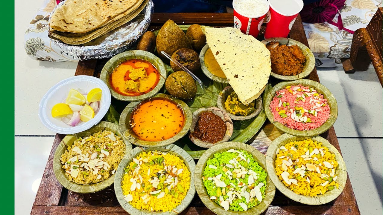 Ultimate dal baati churma, the famous churma walaz in Jaipur, Rajwada style seating Village style |
