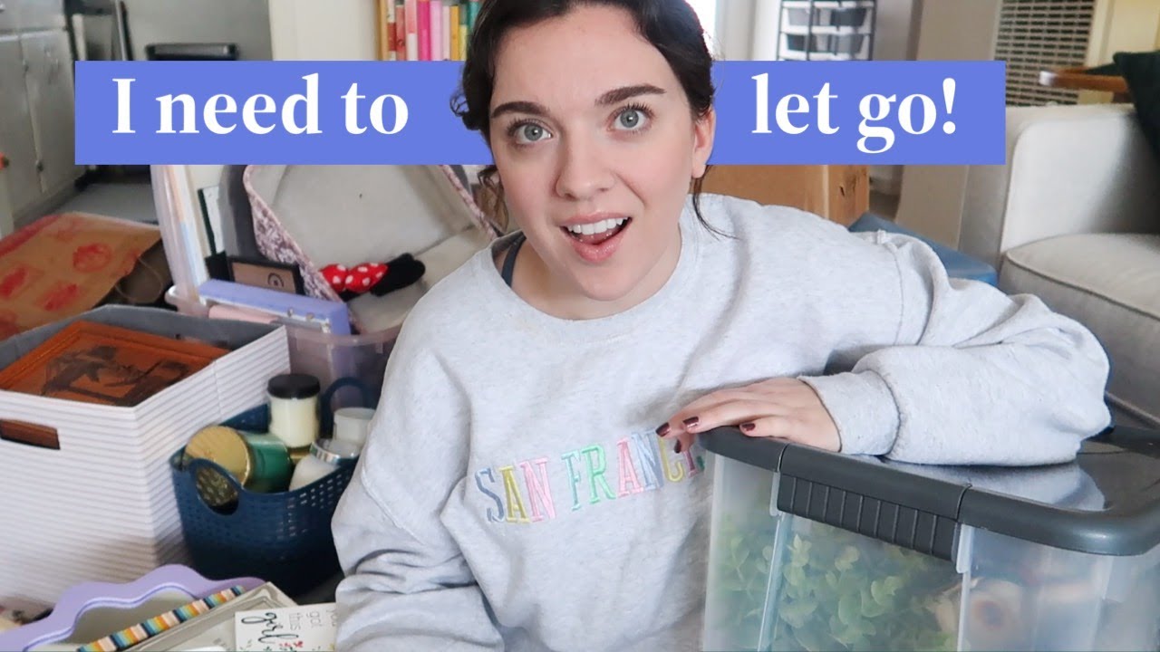 decluttering my home decor: wall art, candles, etc 🖼️ 12 days of decluttering for 2025