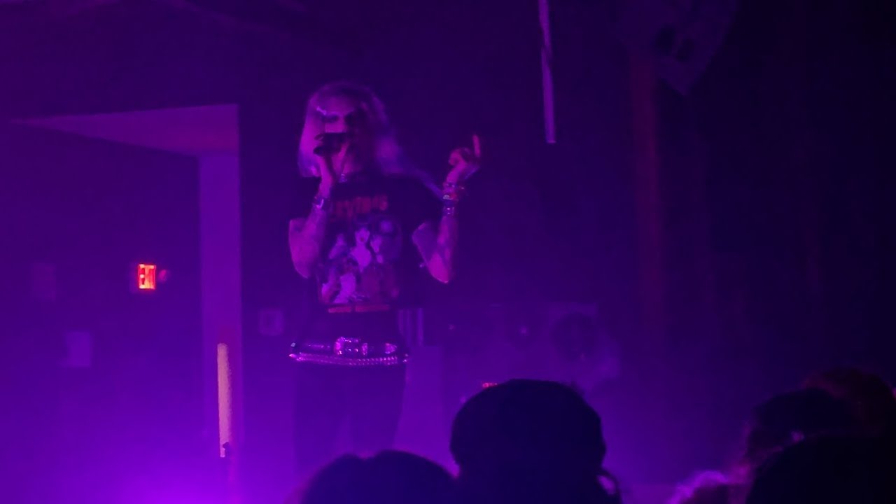 6arelyhuman - 1 Like It Like That (unreleased) LIVE ATL 10/4/25 @TerminalWest