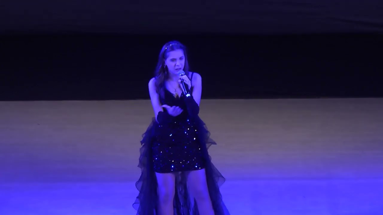 Christina Encheva  /14/ Oscar Winning Tears