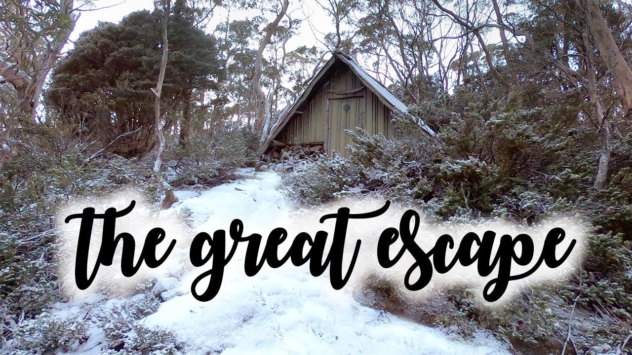 Hiking Through Snow to Solitary Hut, Walls of Jerusalem.