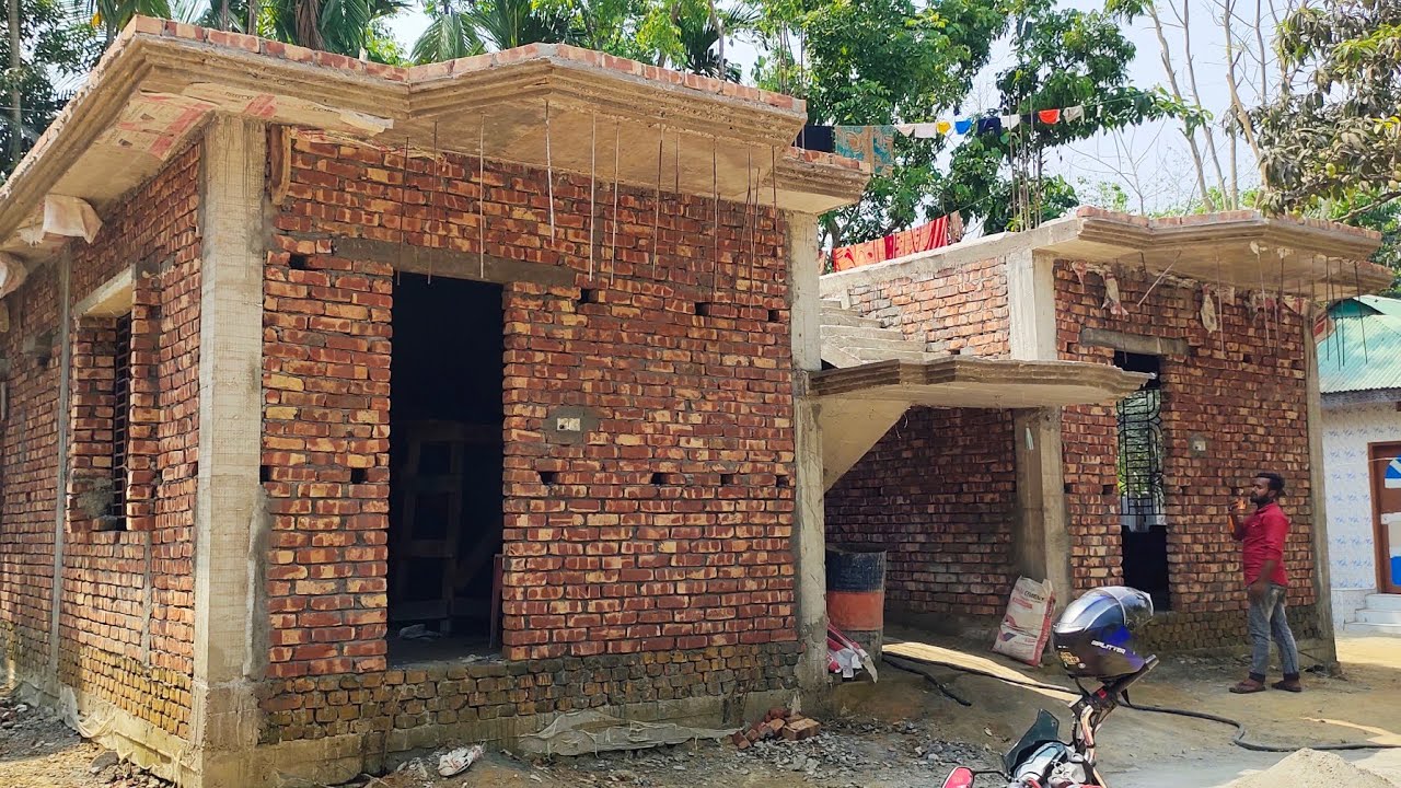 কম খরচে ১২পিলারের মধ্যে ৪ বেড্রুম দিয়ে ১টি কেসিং ২টি টয়লেট ১টি ডাইনিং দিয়ে একটি বিল্ডিং ডিজাইন