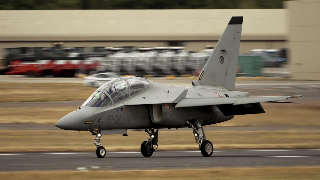 Leonardo M-346: Передовой итальянский учебно-тренировочный самолет на RIAT 2025