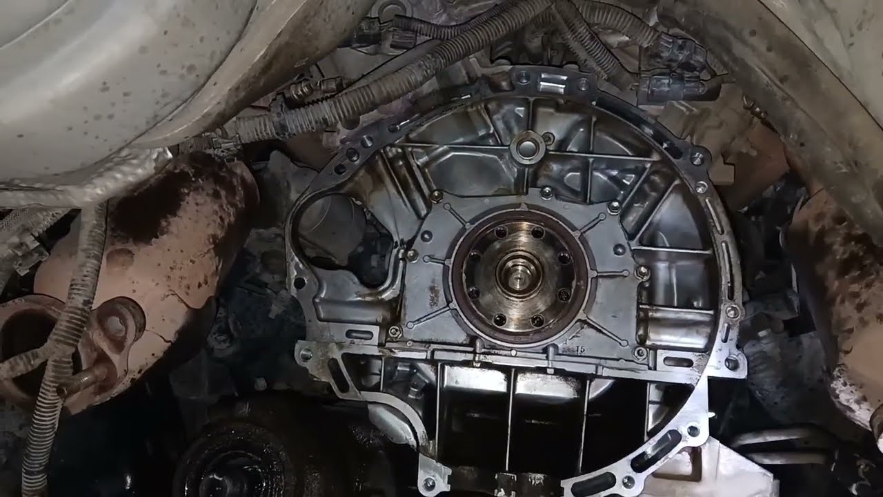 oil leak between transmission and engine
