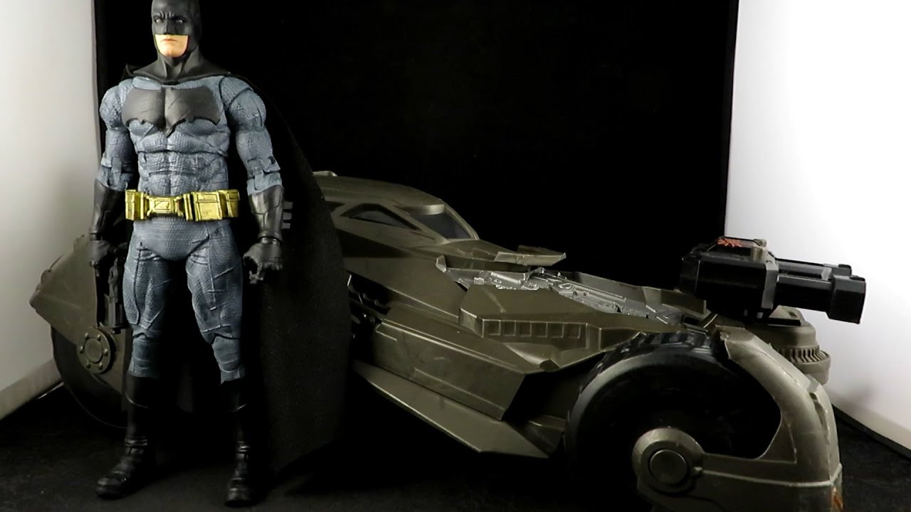 Batman v Superman Epic Strike Batmobile Modified for McFarlane Toys