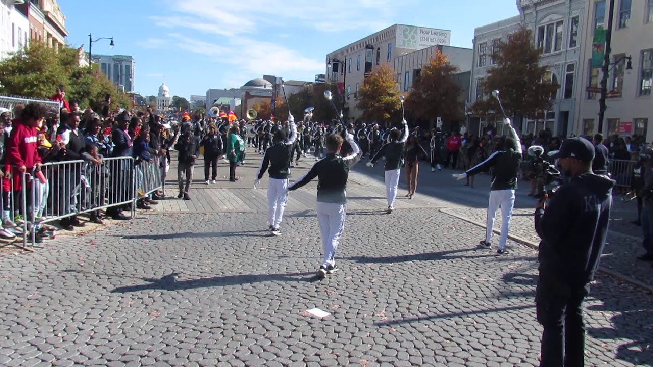 Jefferson Davis Vols High Marching Band | Turkey Day Classic Parade | 2019 |
