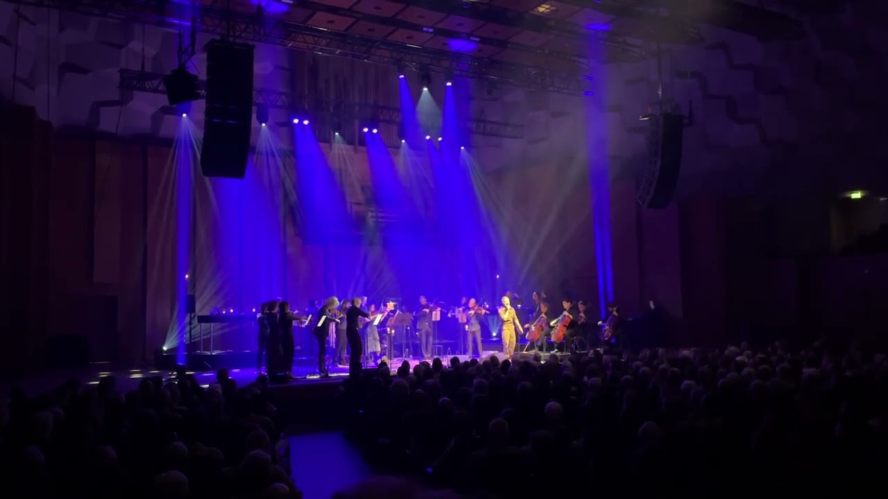 The Tallest Man On Earth ft. Amsterdam Sinfonietta - When We Were Young - Oosterpoort Groningen 2024