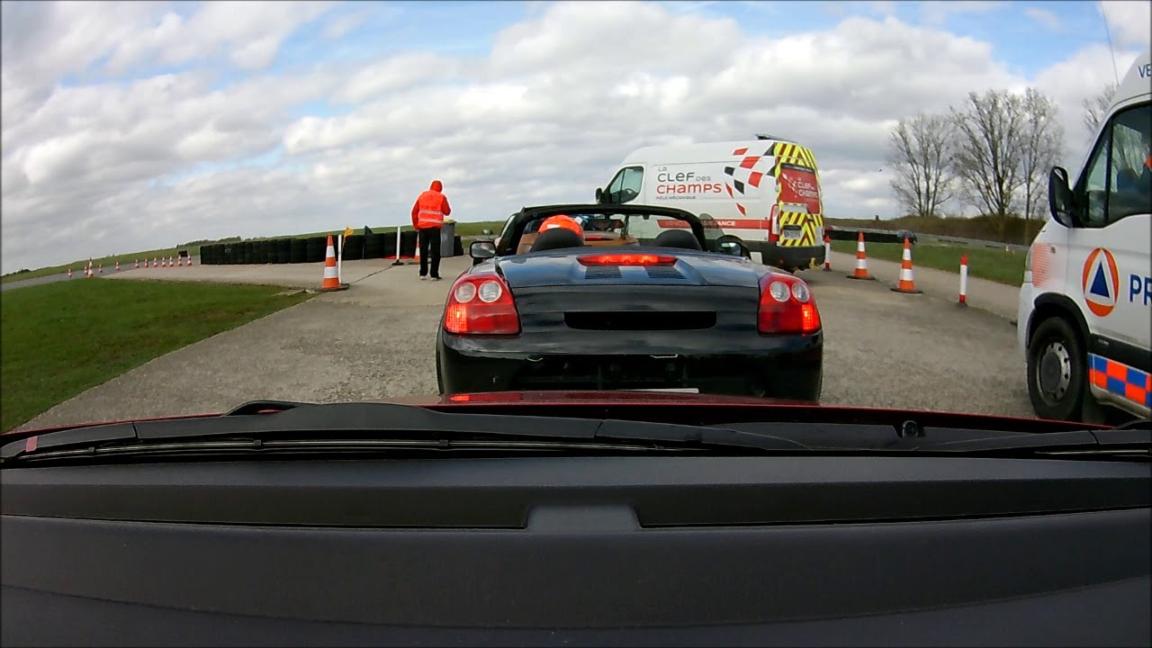 Suzuki Swift Sport 1.4 Boosterjet (ZC33S), trackday, track day Clastres, part one