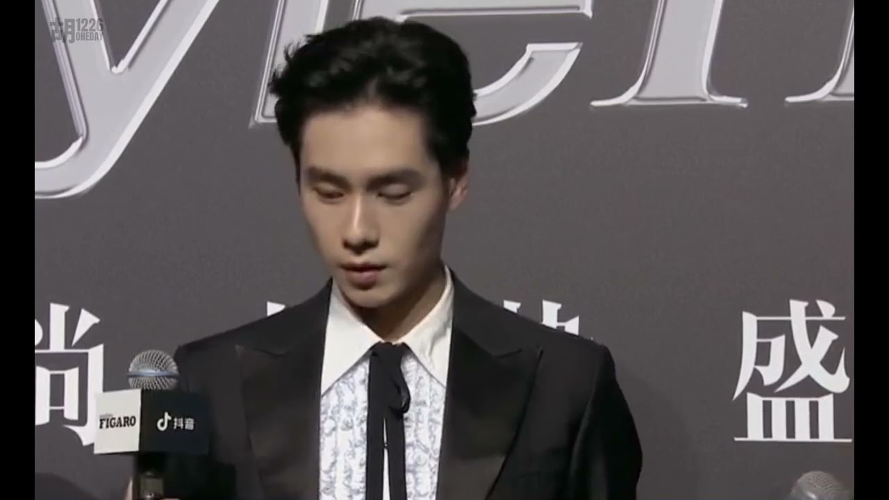 [ENG SUB] Hu Yitian at Figaro Style Hits Red Carpet Dec 25, 2023