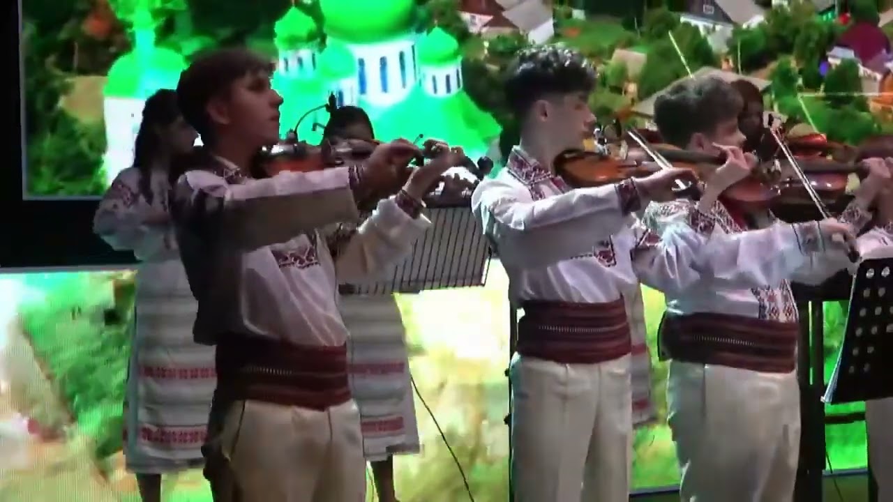 O sîrbă la nai. Solist - Eugen Albu. Orchestra “Ciuleandra”
