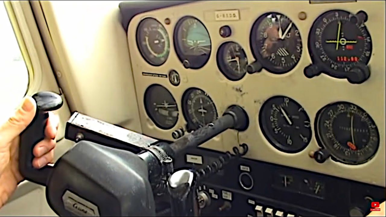 Cessna 152 cockpit: PPL pilot flight training (startup, taxi, takeoff, climb)